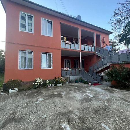 Los-Polos Hermanos Batumi Bagian luar foto